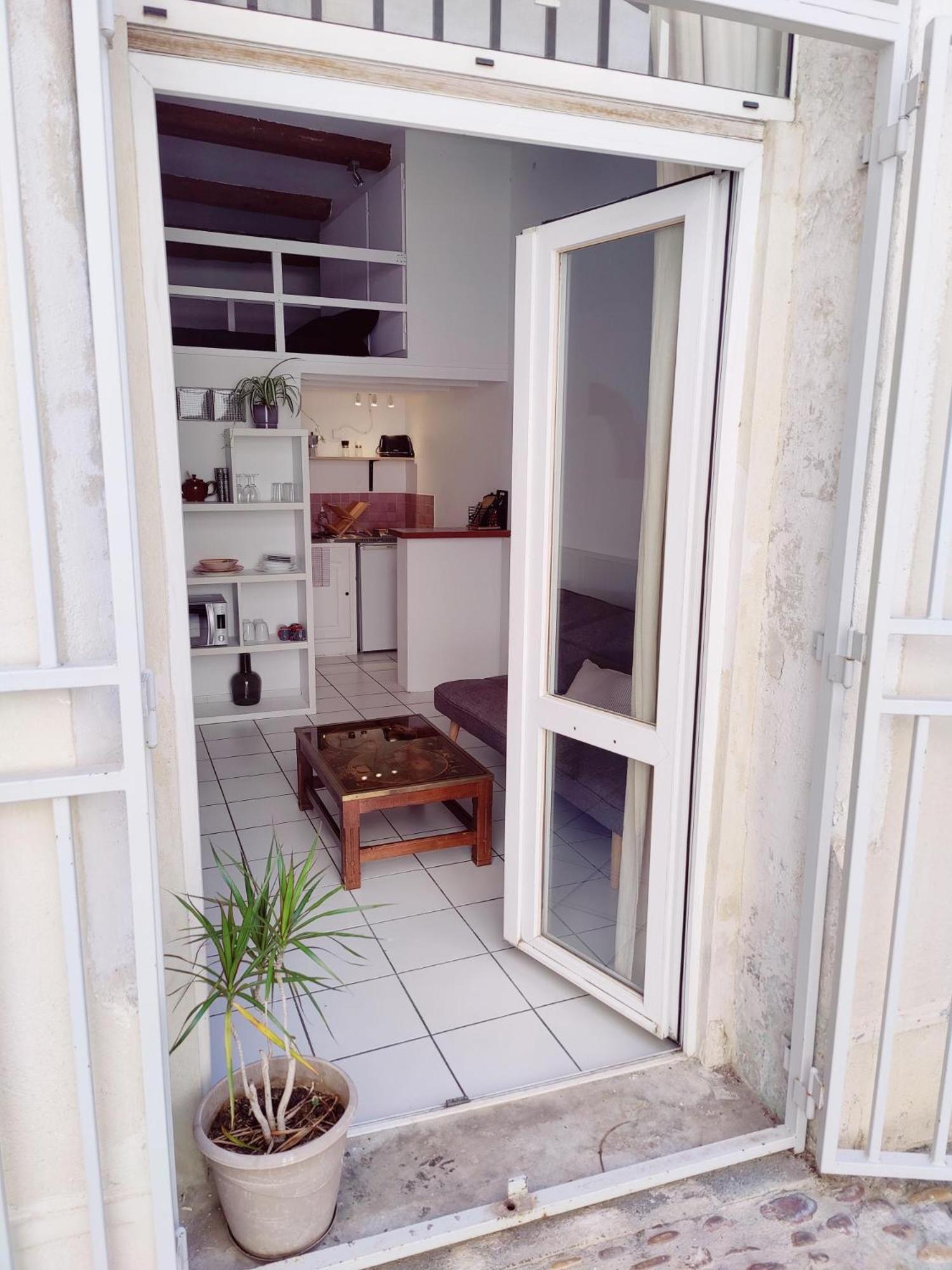 Entier - Le Repos Des Danseurs Apartment *